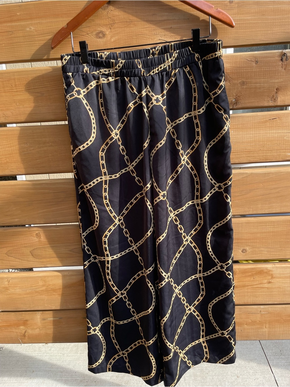 Black & Gold Chain Wide Leg Pants Size Large
